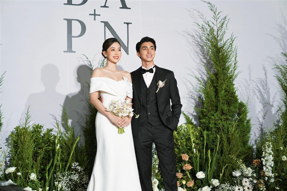 Bình An liên tục dìm hàng Phương Nga dù mới cưới-8