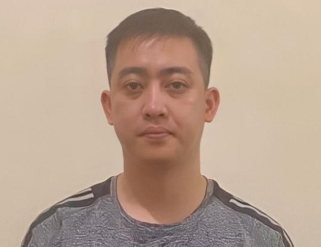 Đi ăn trộm bị phát hiện, rút dao đâm luôn chủ nhà-1