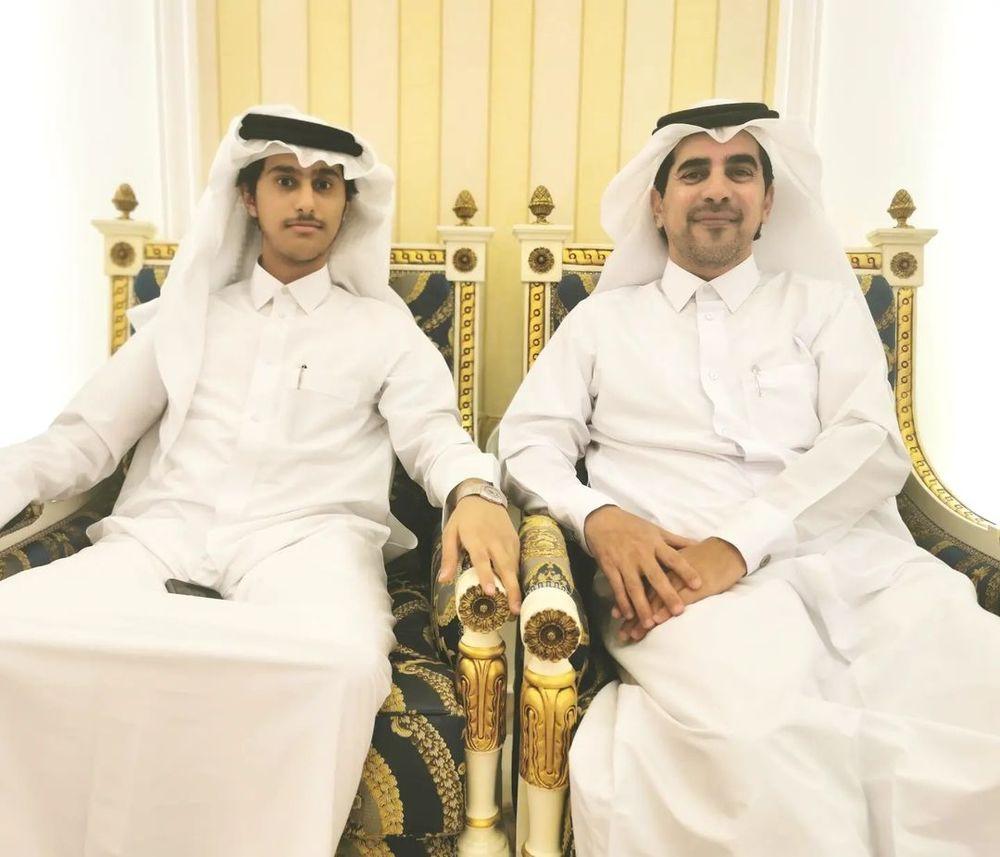 Hoàng tử bé Qatar gia nhập MXH: Đạt 6 triệu fan sau vài tiếng-3