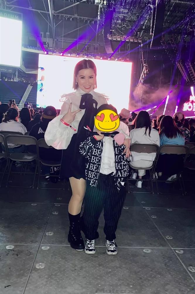 Concert BLACKPINK: khán giả xem trực tiếp lại khẳng định rất đáng tiền?-1