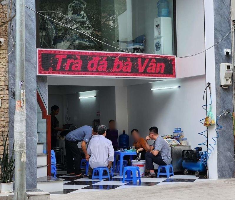 Bán trà đá ở nhà 4 tầng có ô tô, dân mạng đùa khởi nghiệp vì đam mê-1