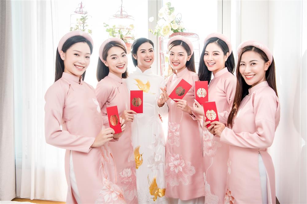 Hoa hậu ở ẩn dự đám hỏi Ngọc Hân, nhan sắc sau 9 năm ra sao?-1