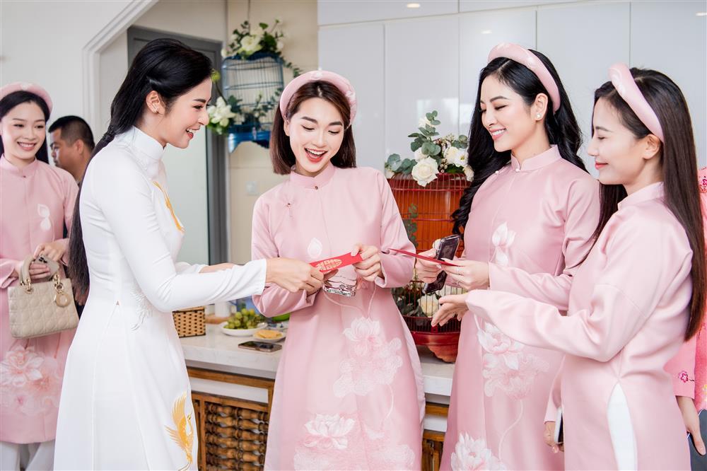 Hoa hậu ở ẩn dự đám hỏi Ngọc Hân, nhan sắc sau 9 năm ra sao?-8