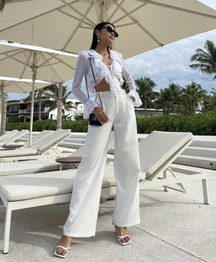 Kỳ Duyên, Thảo Nhi Lê mix đồ hack dáng với quần âu trắng-1