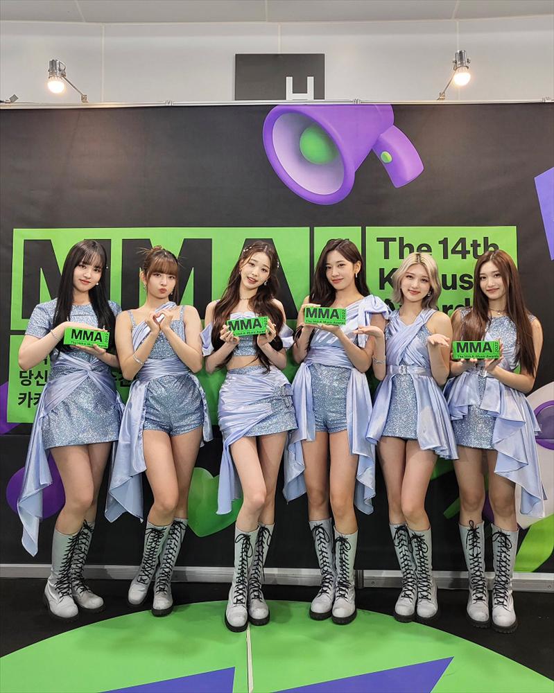 Jang Won Young (IVE) bị chê giả tạo khi đang khóc vẫn cố tìm ống kính fansite-1