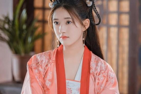 Triệu Lộ Tư gây tranh cãi vì đề cử giải diễn xuất, cạnh tranh với Tôn Lệ