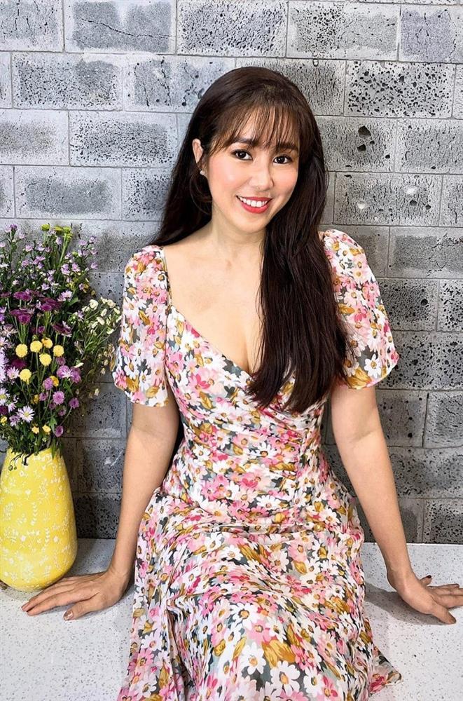 Giảm cân thành công, Lê Phương mặc vừa áo dài của thí sinh Hoa hậu-10