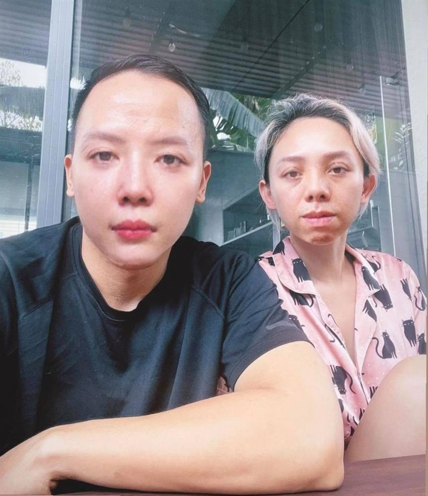 2 cặp đôi Vbiz: Vợ giống nhau ngoại hình, chồng y chang cái nết-7