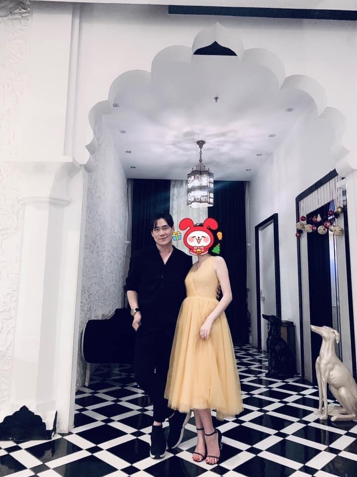 Khánh Phương sống sang chảnh trong biệt thự 200 tỷ đồng-12