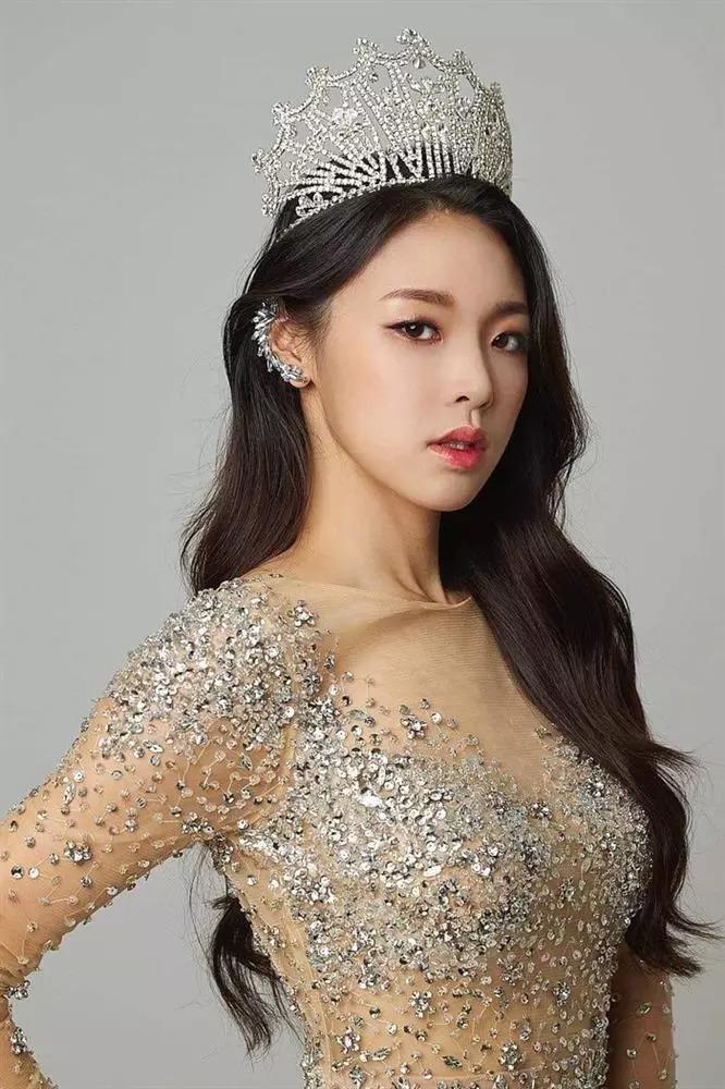 Mỹ nhân Hàn thắng Miss Earth 2022, nhan sắc và profile có gì hot?-6