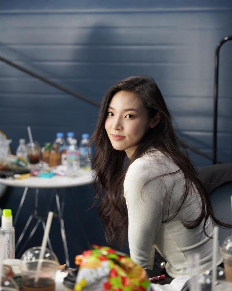 Mỹ nhân Hàn thắng Miss Earth 2022, nhan sắc và profile có gì hot?-8