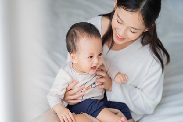 Về nhà ngoại ở cữ 3 tháng, tôi choáng váng khi trở lại nhà chồng-1