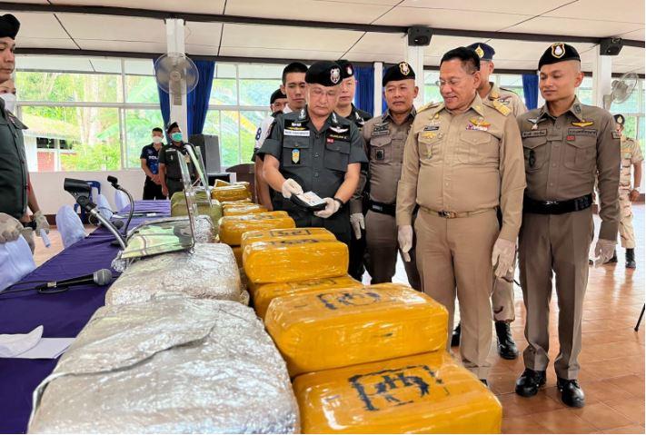 Xôn xao nhà sư đi cai nghiện, bỏ lại chùa vắng tanh-2