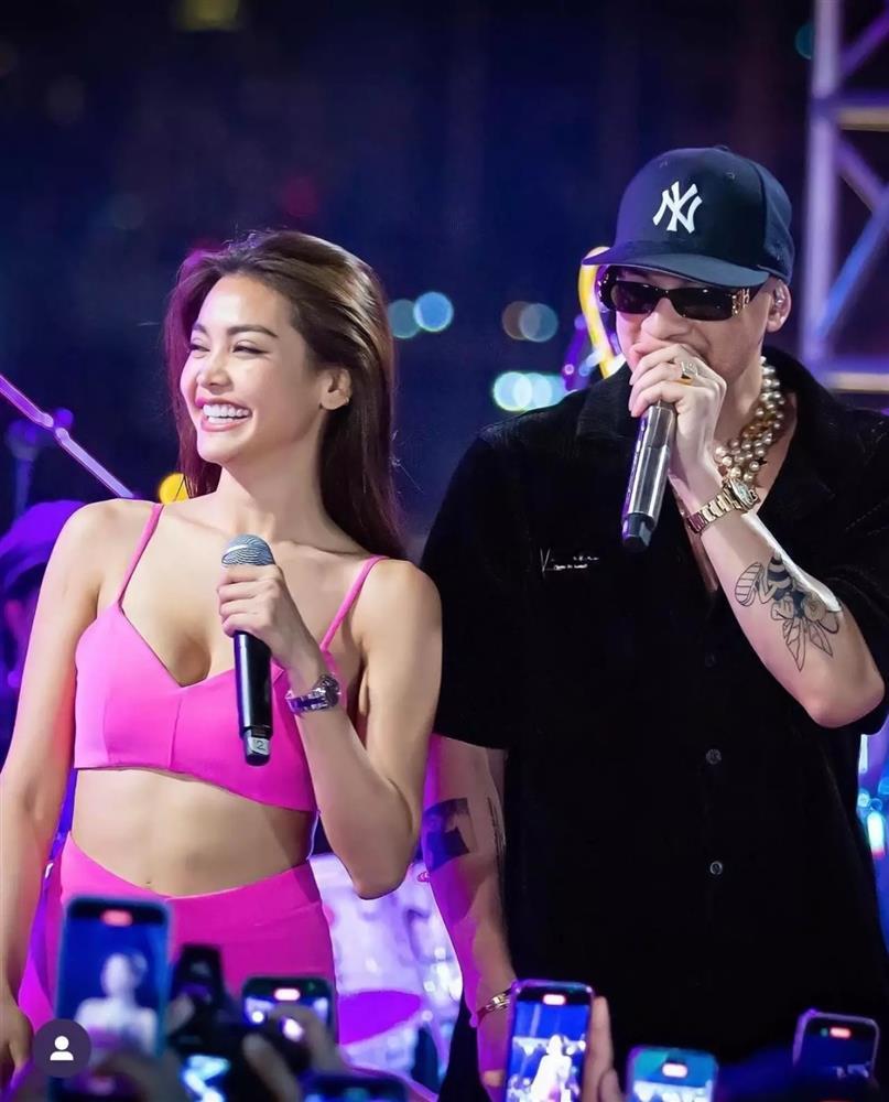 Á hậu Engfa Waraha nhảy phản cảm với ca sĩ nam-1