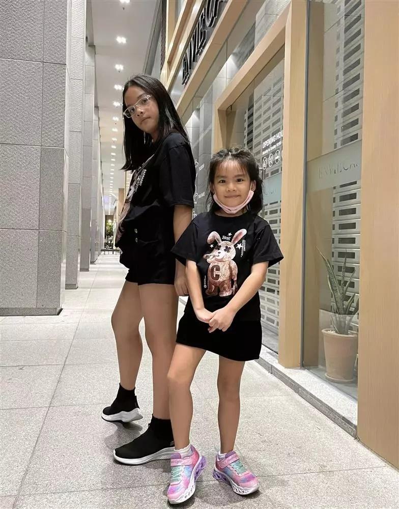 4 mẹ con Phạm Quỳnh Anh gây sốt với bức ảnh đẹp đều-5