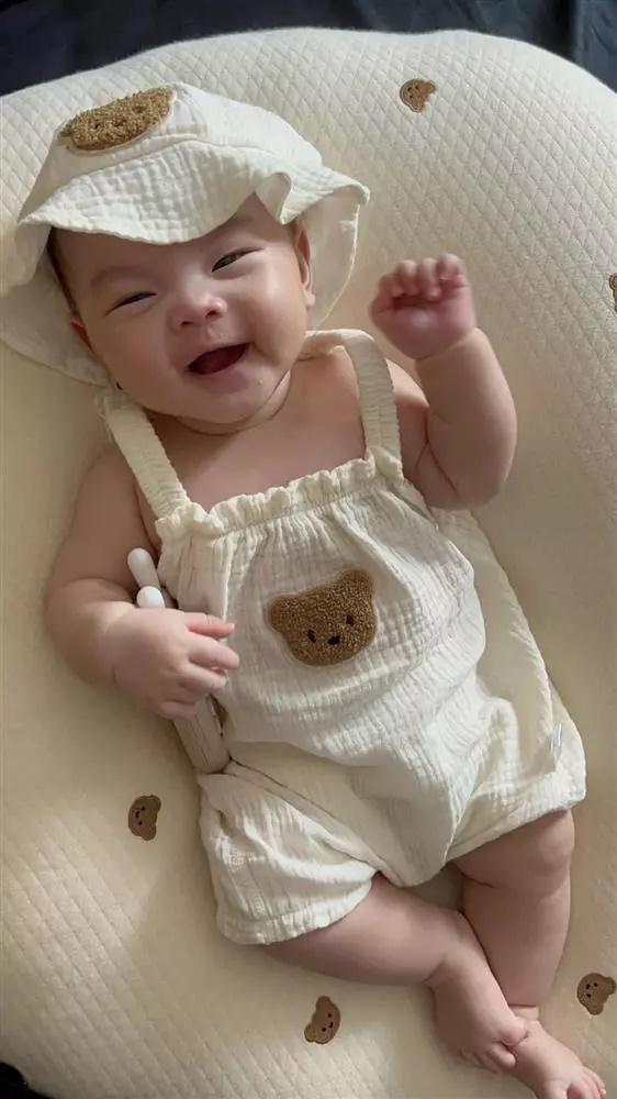 4 mẹ con Phạm Quỳnh Anh gây sốt với bức ảnh đẹp đều-4