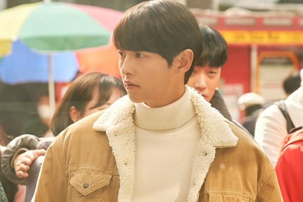 Phim của Song Joong Ki làm được điều chưa từng có trong lịch sử phim Hàn-8