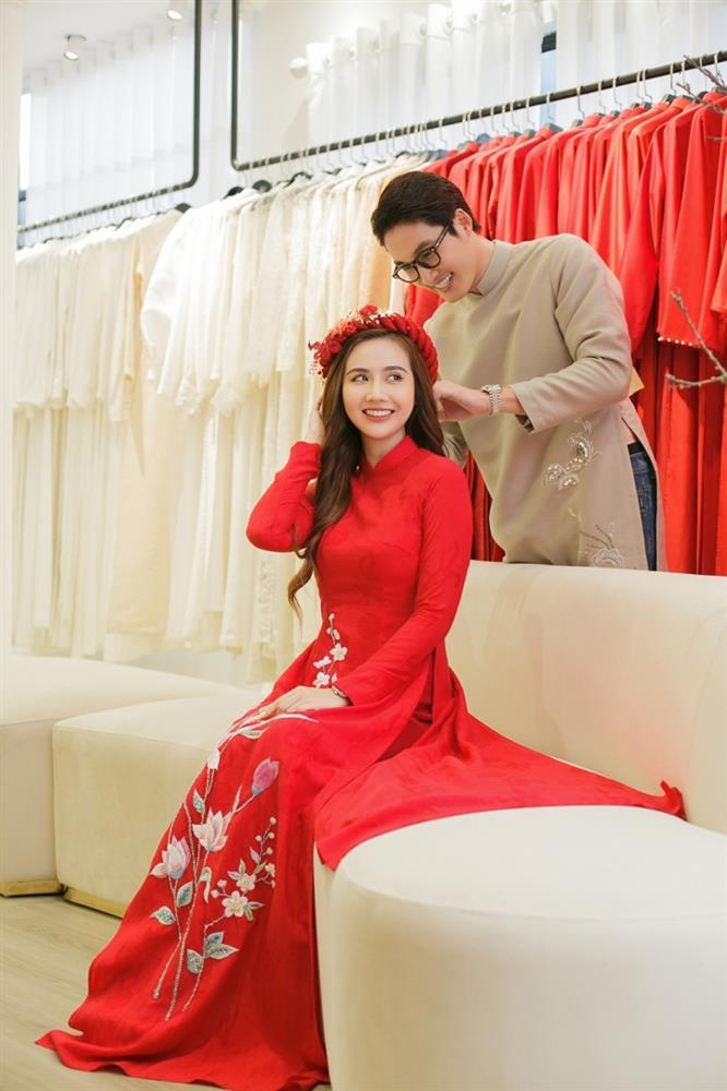 Huyền Lizzie lên tiếng về bộ ảnh chọn áo dài ăn hỏi với Đình Tú-6