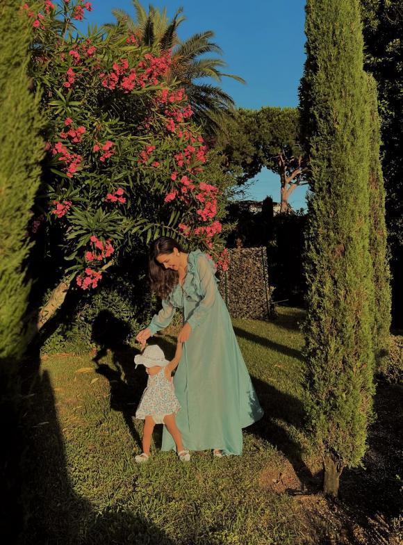 Phanh Lee khoe dáng sau 2 tháng sinh con cho chồng đại gia-3