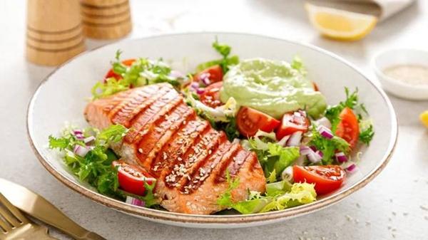 Thực phẩm nên cho vào salad để ăn ngon miệng mà không lo tăng cân-8