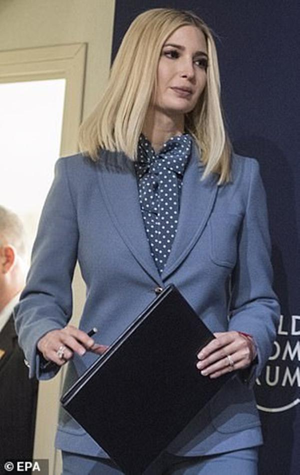 Ái nữ ông Trump chỉ mặc sơ mi đơn giản cũng đẹp nức lòng-6