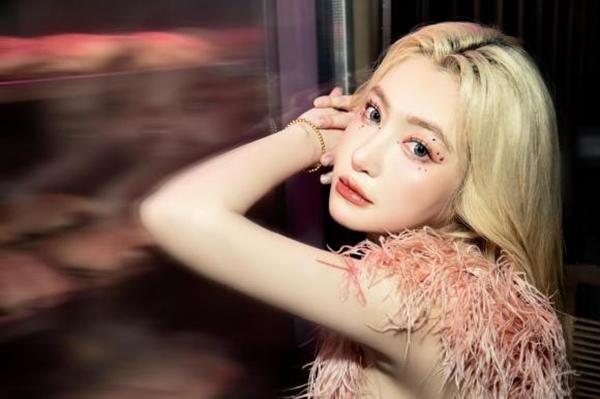 Elly Trần động viên con gái cố gắng làm việc phụ mẹ để kiếm tiền-2