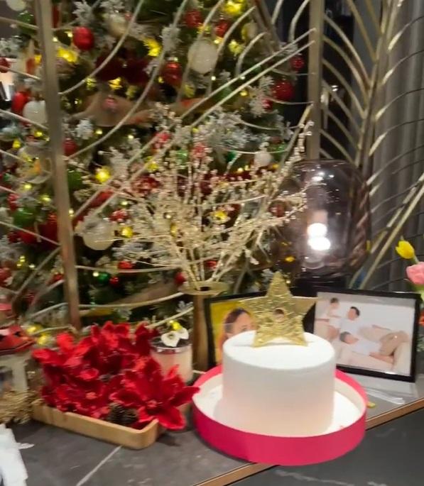 Cường Đô La khóa môi Đàm Thu Trang mừng sinh nhật tuổi 33-4