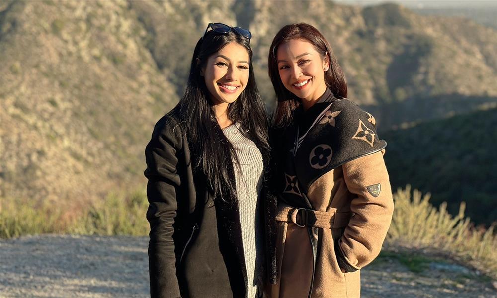 Lộ diện gia đình Jennifer Phạm, ngoại hình đẹp đều-2