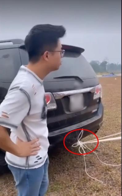 Dựng rạp cưới nhưng quên mua cọc, gia chủ chơi hẳn cọc tiền tỷ-2