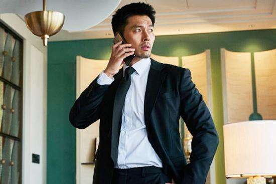 5 mỹ nam không tuổi thành công nhất năm 2022: Hyun Bin đứng đầu