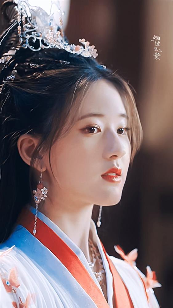 Triệu Lộ Tư và Nhậm Gia Luân gây tranh cãi vì chèn ép bạn diễn-1