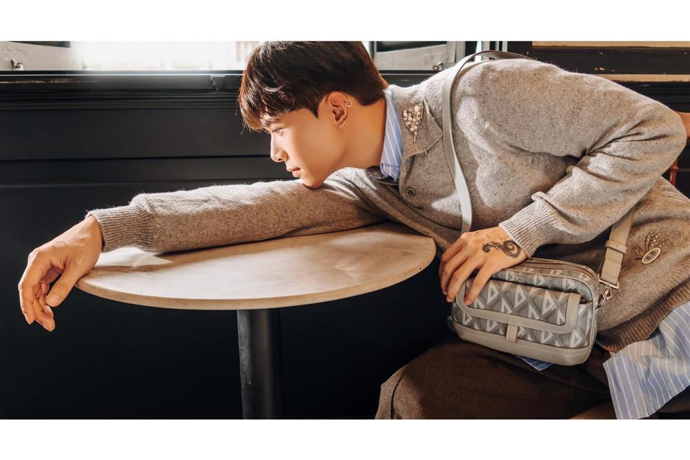 Hình ảnh Anh Tú xuất hiện ở sự kiện khiến fan thở dài tiếc nuối-7