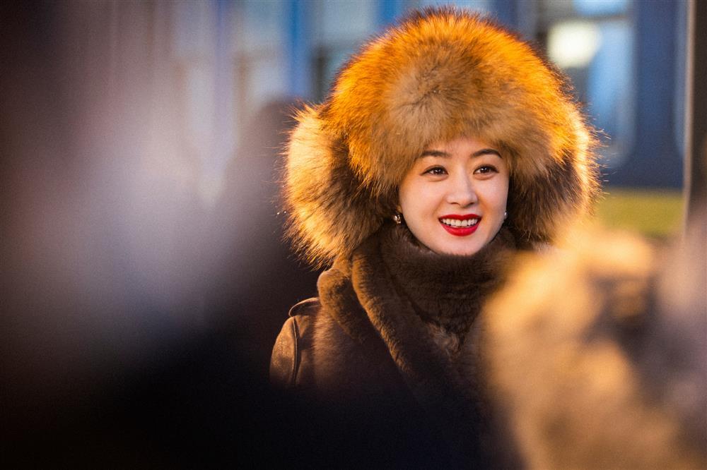 Đóng Gió Thổi Bán Hạ quá nhập tâm, Triệu Lệ Dĩnh bị bố nhắc nhẹ-2