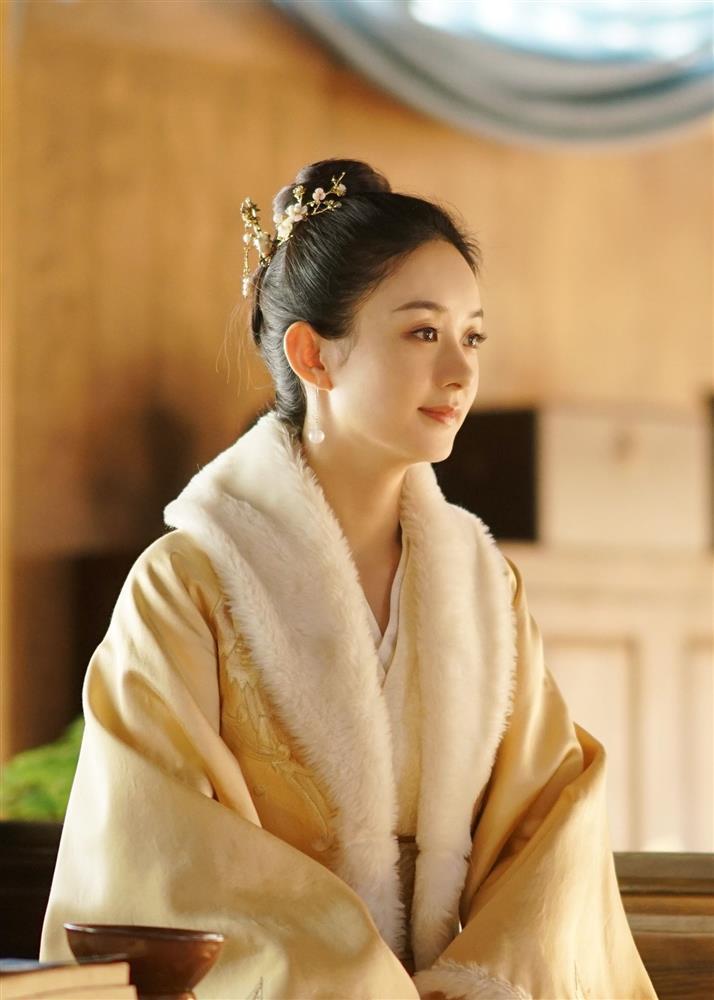 Đóng Gió Thổi Bán Hạ quá nhập tâm, Triệu Lệ Dĩnh bị bố nhắc nhẹ-1