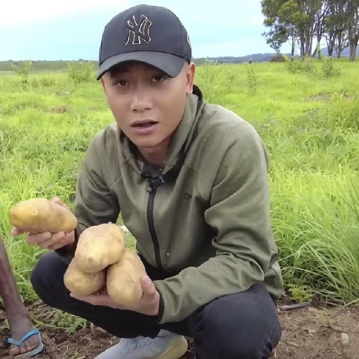 Quang Linh Vlog khoe sắp cá kiếm bộn tiền cận Tết Nguyên đán-3
