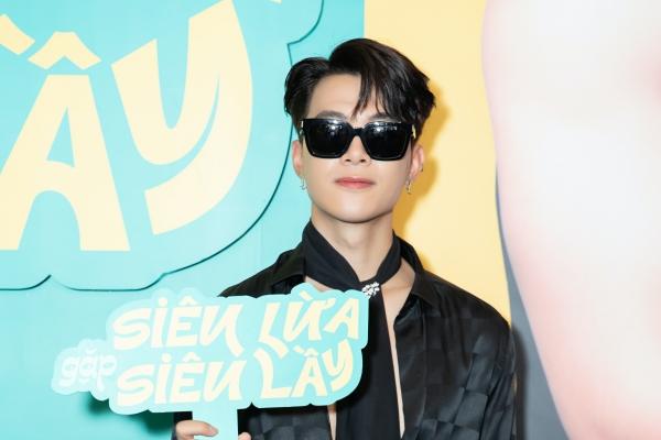 Diệu Nhi đột kích hậu trường, nói 4 chữ khiến Anh Tú tan chảy-21