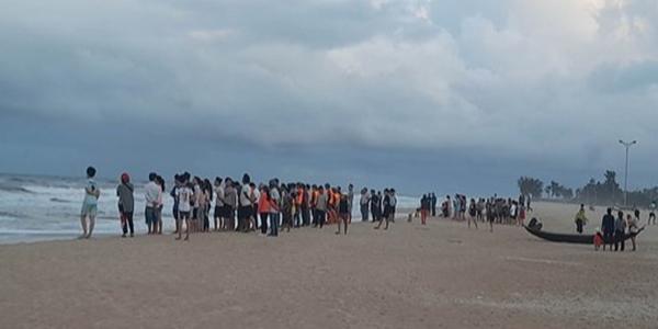 Nam sinh Học viện Báo chí đi thực tế bị sóng cuốn mất tích-1