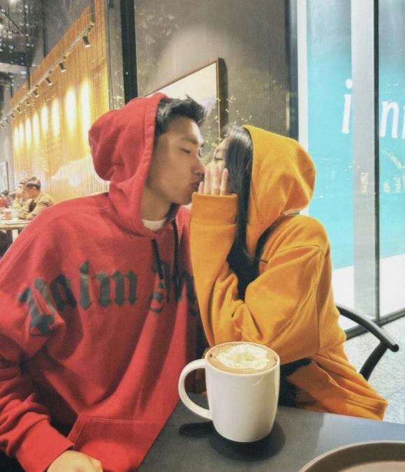 Văn Hậu tung ảnh bỏng mắt chưa từng có bên Doãn Hải My-2