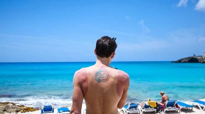 TikTok cấm các clip nhuộm da, tắm nắng sau khi bị lên án-2