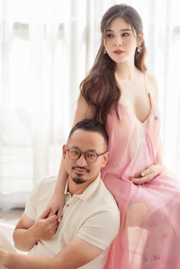 MC Thu Hoài mặc nóng bỏng, nhắn nhủ ngọt ngào chồng đại gia-2