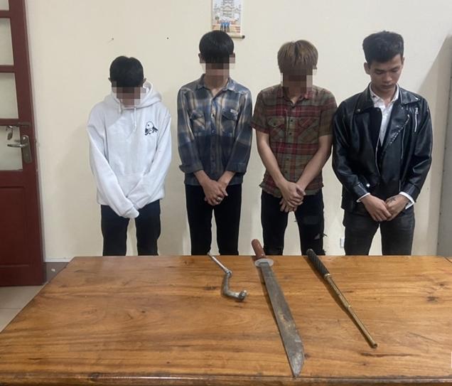 Thêm thanh niên bị chém gần lìa 3 ngón tay do mâu thuẫn-2