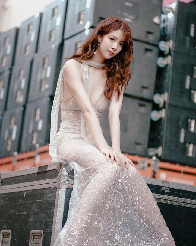 Dàn mỹ nhân phim hình sự khiến fan nam không thể rời mắt khỏi tivi-19