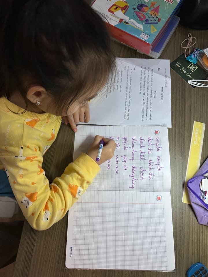 Hồng Quế nghiêm với ái nữ, đề nghị đừng ai dạy cách dạy con-4