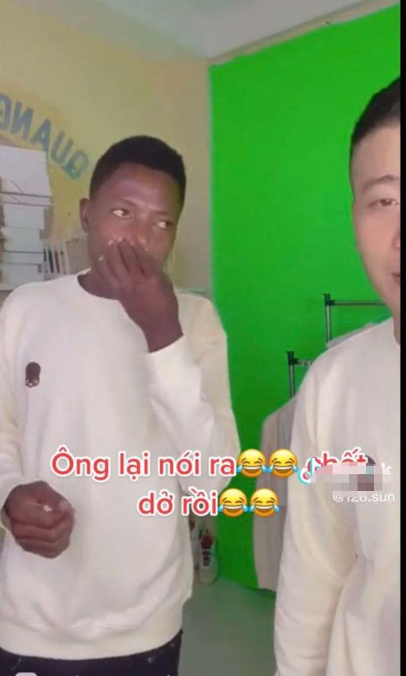 Fans công khai tỏ tình hộ với Thùy Tiên, Quang Linh phản ứng khó đỡ-3