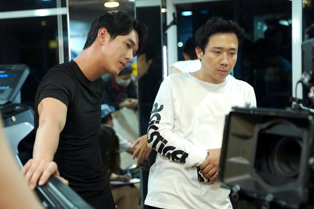 Trấn Thành trên phim trường khó ra sao mà diễn viên ai cũng sợ?-5