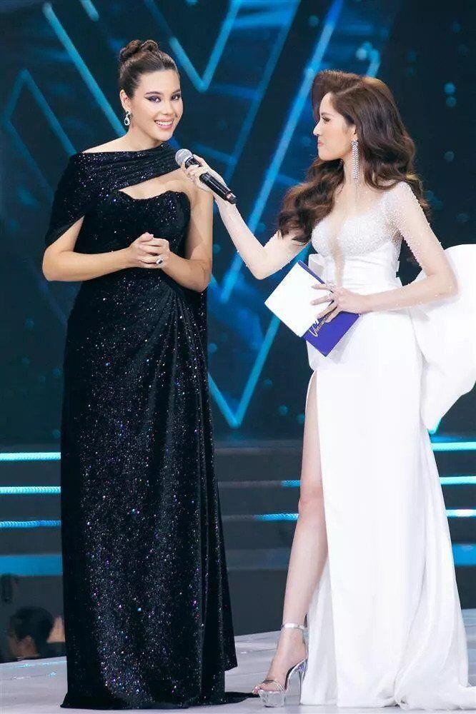 Miss Universe Catriona Gray nhai mic làm lu mờ mỹ nam gốc Việt-5