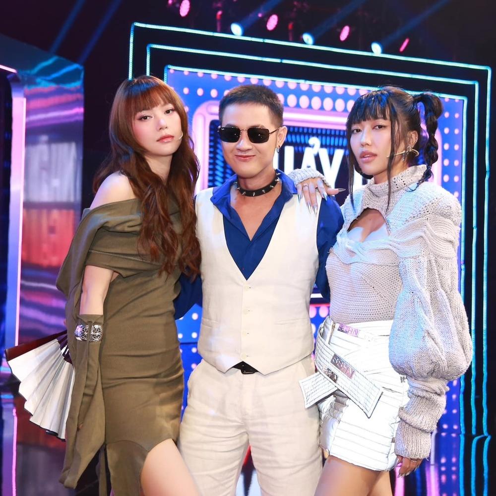 Diệu Nhi tự nhận ngân hàng mái giả, tặng cho cả Minh Hằng-1