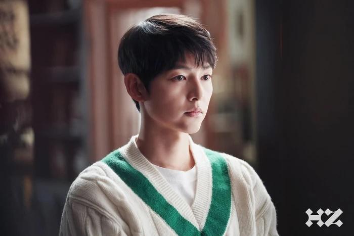 Song Joong Ki đã trở lại thời hoàng kim: Tất cả là do ăn may?-3