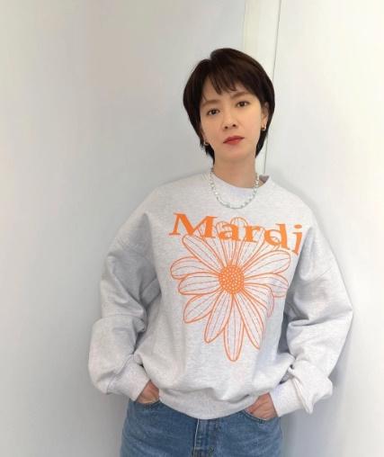 Mợ ngố Song Ji Hyo có vô vàn mẹo lão hóa ngược nhờ trang phục-7