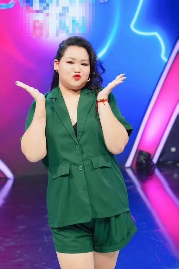 Bất ngờ danh tính cặp đôi gây bão khắp MXH vì đám cưới đũa lệch-7